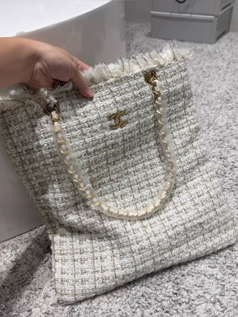 Chanel Beauty Cosmetic Cream Gold Metallic Tweed Chain Handle Handbag Woven Bag